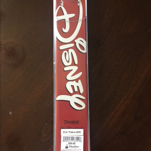 Watch - Picture 3 of 3